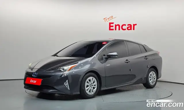 Toyota Prius, 2018, 98 202 км Toyota Prius, 2018, 98 202 км