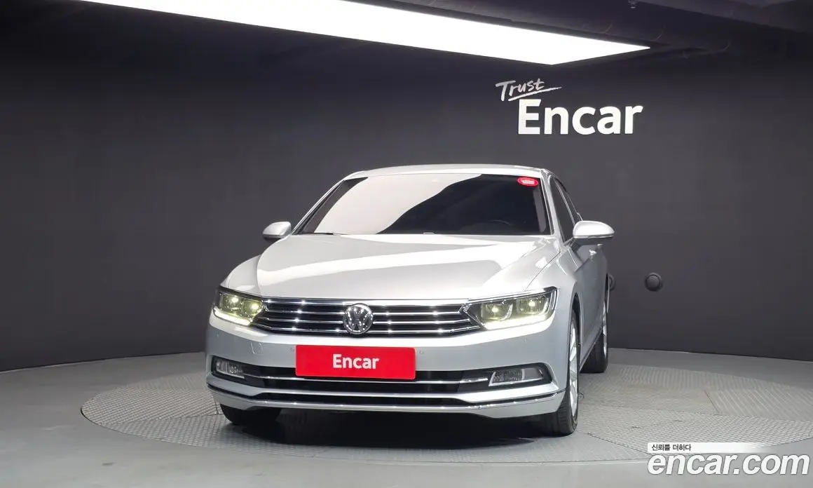 Volkswagen Passat 2018 2.0 АКПП, фото 3