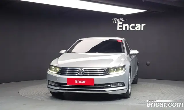 Volkswagen Passat 2018 2.0 АКПП, миниатюра 3
