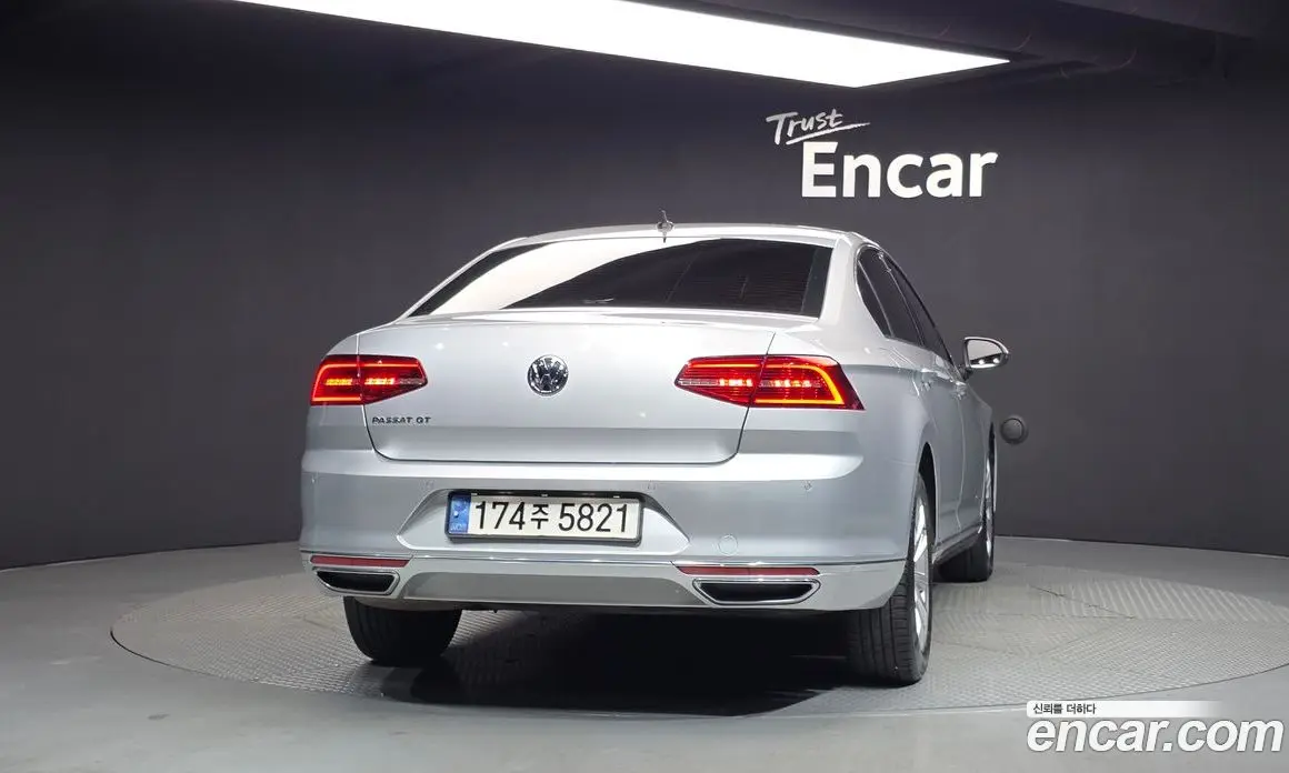 Volkswagen Passat 2018 2.0 АКПП, фото 4