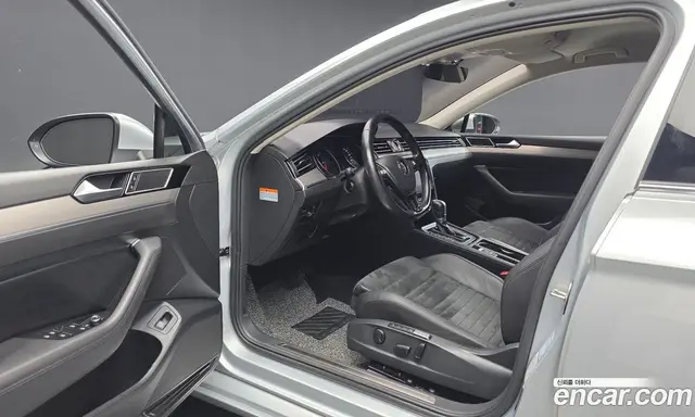 Volkswagen Passat 2018 2.0 АКПП, миниатюра 10