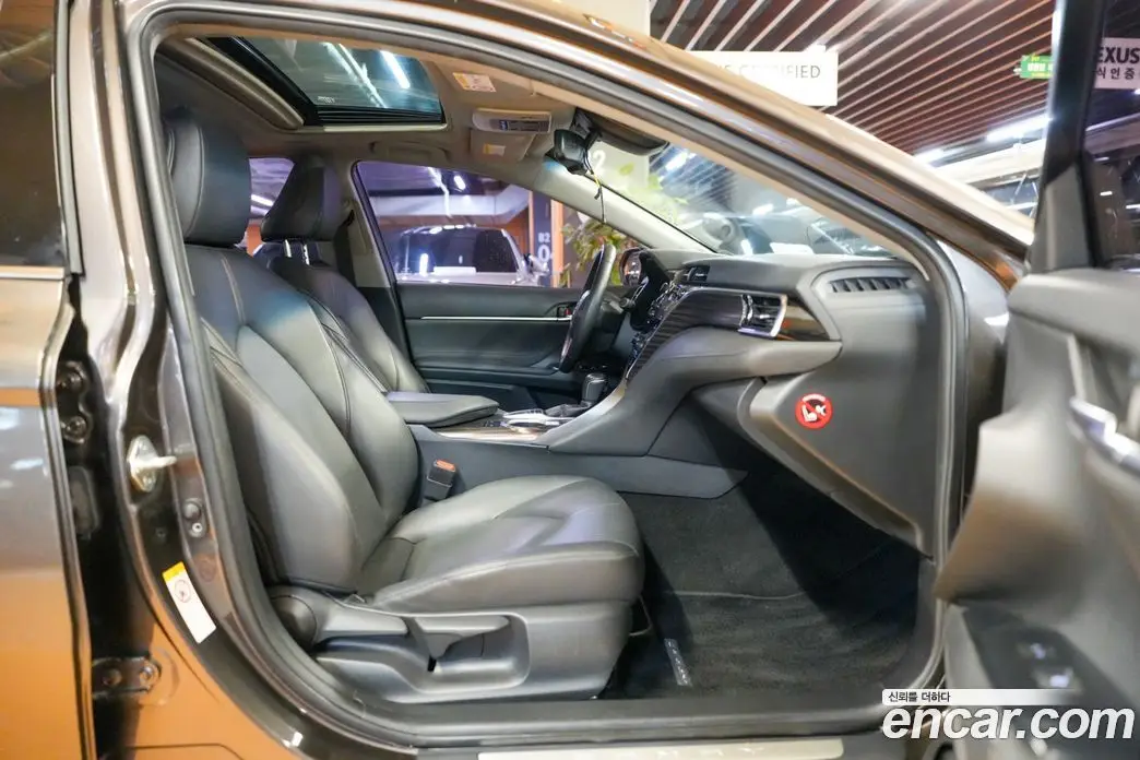 Toyota Camry 2017 2.5 АКПП, фото 16 Toyota Camry 2017 2.5 АКПП, фото 16