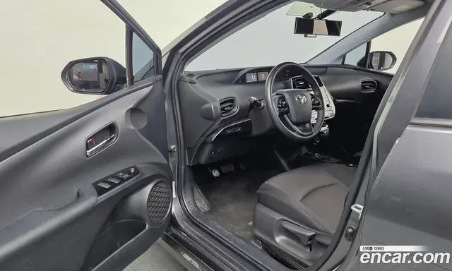 Toyota Prius 2019 1.8 АКПП, миниатюра 10 Toyota Prius 2019 1.8 АКПП, миниатюра 10