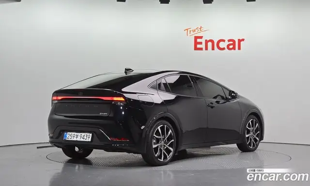 Toyota Prius, 2026, 4 297 км Toyota Prius, 2026, 4 297 км