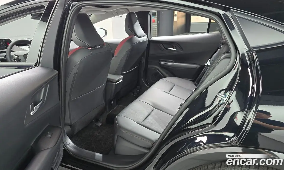 Toyota Prius 2026 2.0 АКПП, фото 16