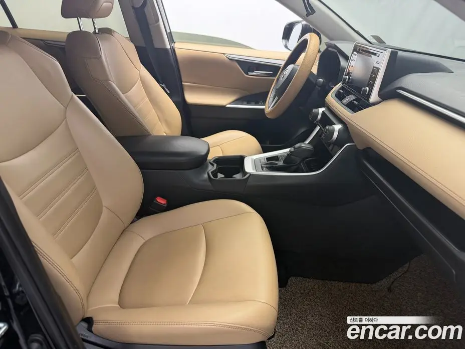 Toyota RAV4 2020 2.5 АКПП, фото 16 Toyota RAV4 2020 2.5 АКПП, фото 16