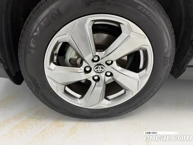 Toyota RAV4 2020 2.5 АКПП, миниатюра 8 Toyota RAV4 2020 2.5 АКПП, миниатюра 8