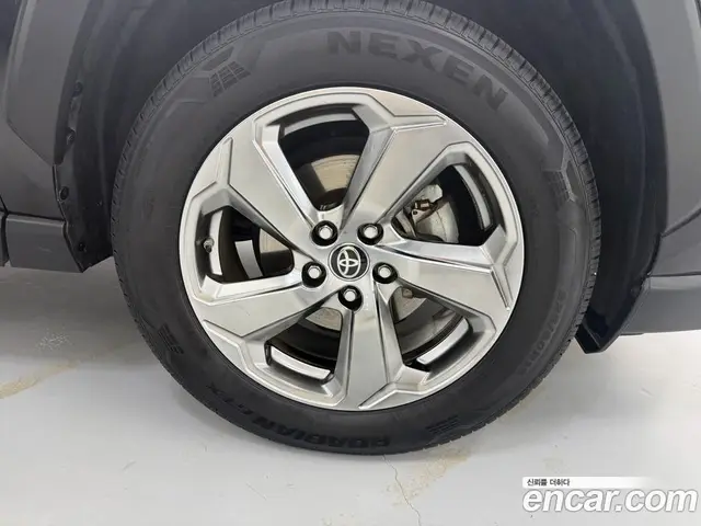 Toyota RAV4 2020 2.5 АКПП, миниатюра 9 Toyota RAV4 2020 2.5 АКПП, миниатюра 9