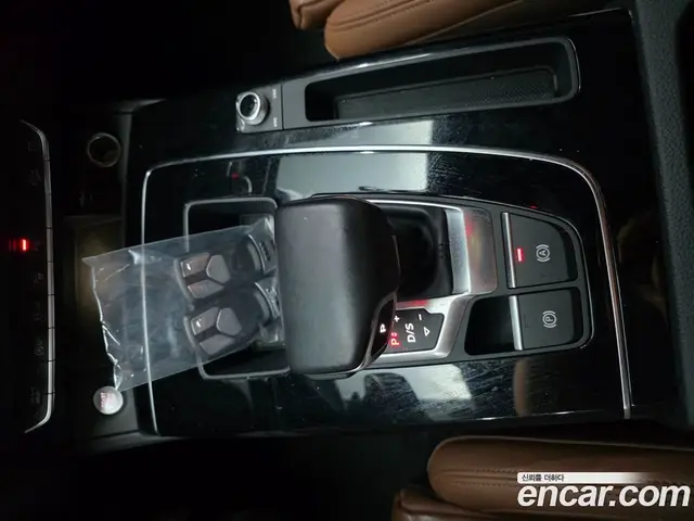Audi Q5 2021 2.0 АКПП, миниатюра 9