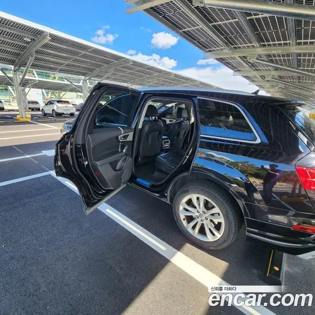 Audi Q7 2019 2.0 АКПП, миниатюра 2