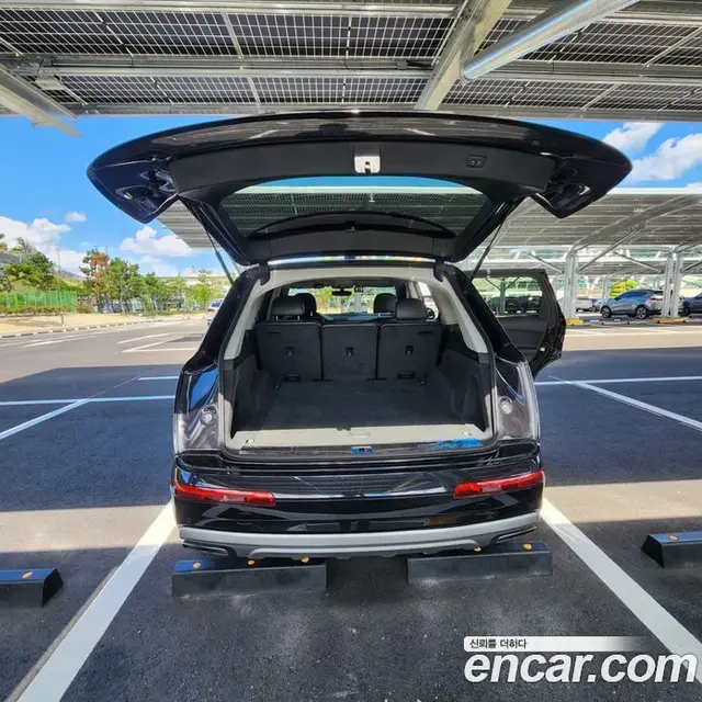 Audi Q7 2019 2.0 АКПП, миниатюра 12