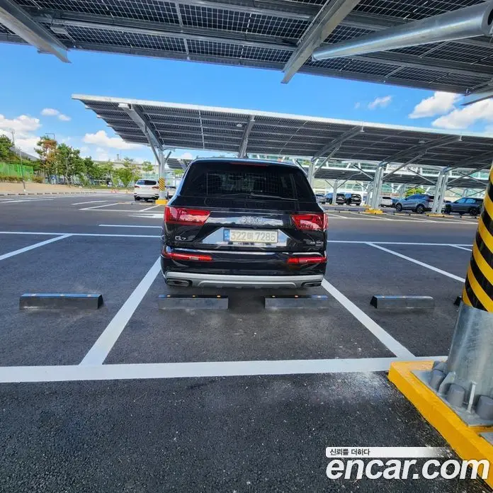 Audi Q7 2019 2.0 АКПП, фото 4