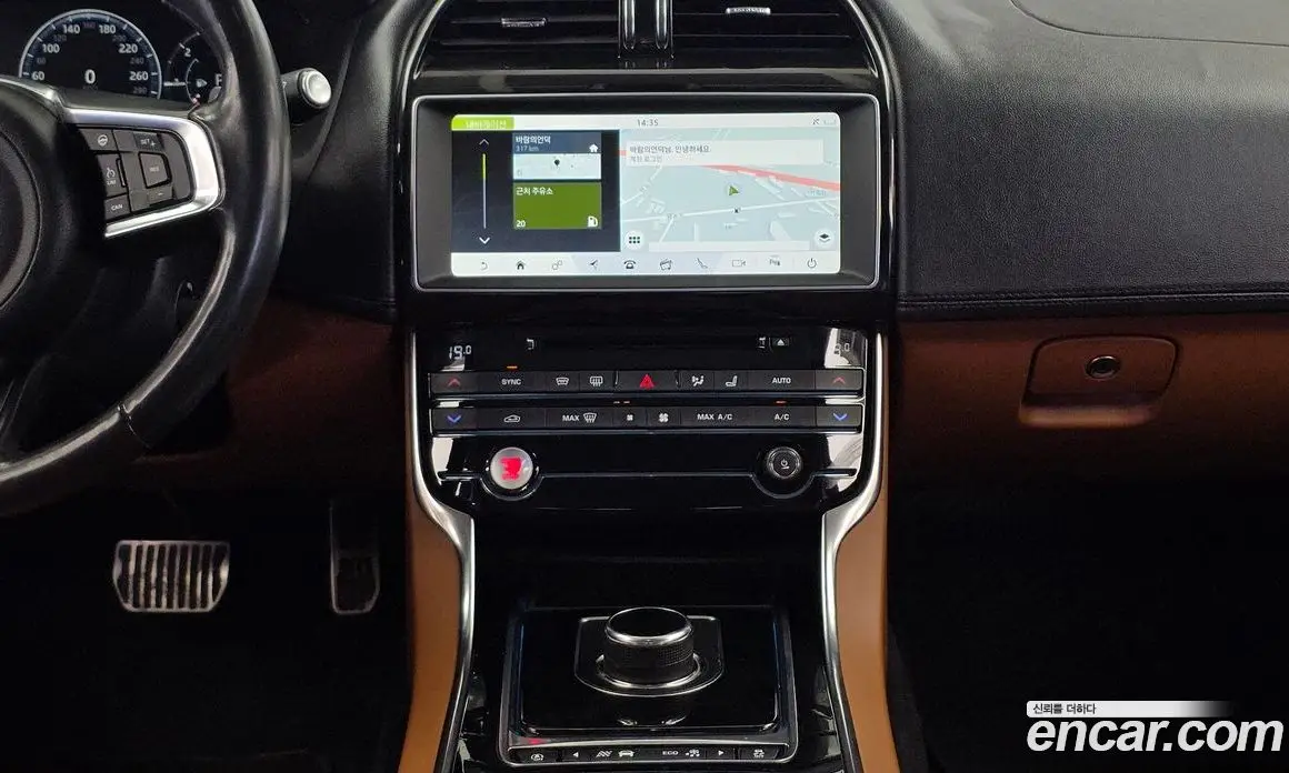 Jaguar XE 2019 2.0 АКПП, фото 14