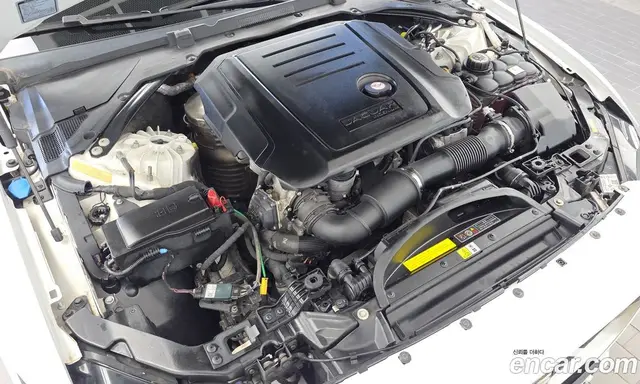 Jaguar XE 2019 2.0 АКПП, миниатюра 6