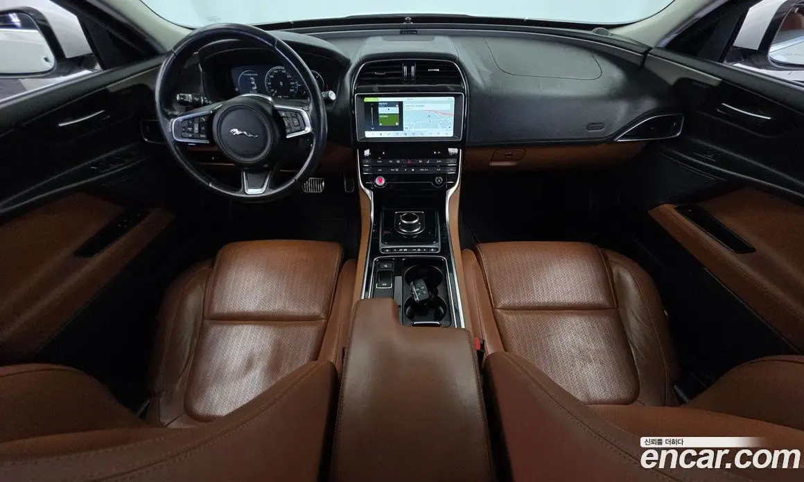 Jaguar XE 2019 2.0 АКПП, фото 7
