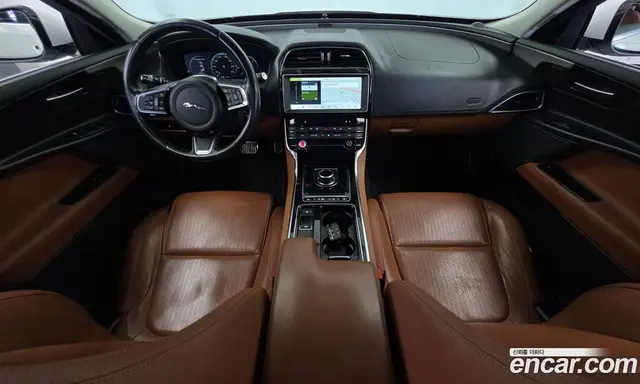 Jaguar XE 2019 2.0 АКПП, миниатюра 7