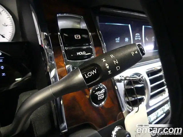 Rolls-Royce Ghost 2017 6.6 АКПП, миниатюра 9 Rolls-Royce Ghost 2017 6.6 АКПП, миниатюра 9