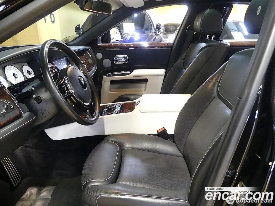 Rolls-Royce Ghost 2017 6.6 АКПП, фото 10 Rolls-Royce Ghost 2017 6.6 АКПП, фото 10