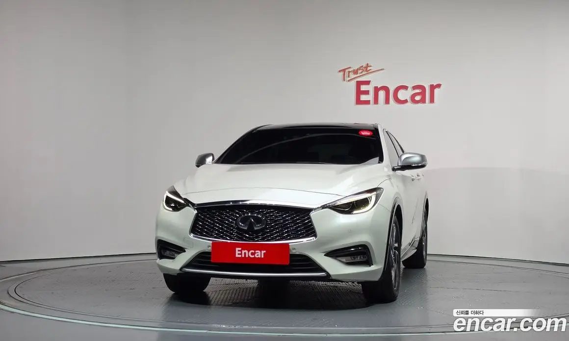 Infiniti Q30 2019 2.0 АКПП, фото 3 Infiniti Q30 2019 2.0 АКПП, фото 3