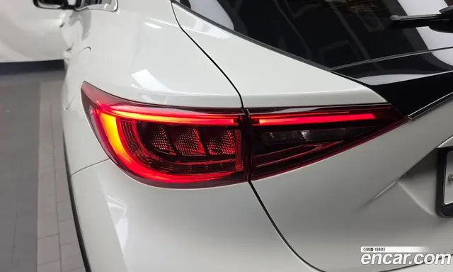 Infiniti Q30 2019 2.0 АКПП, миниатюра 9 Infiniti Q30 2019 2.0 АКПП, миниатюра 9