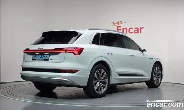 Audi e-tron 2020 0.2 АКПП, миниатюра 2