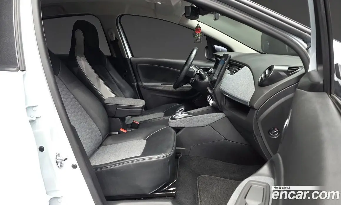 Renault (Samsung) Zoe 2021 0.2 АКПП, фото 17
