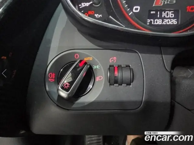 Audi R8 2013 5.2 АКПП, миниатюра 12