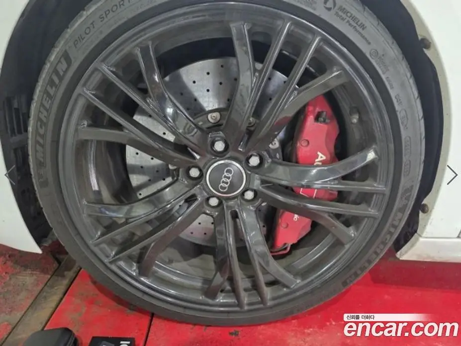 Audi R8 2013 5.2 АКПП, фото 16