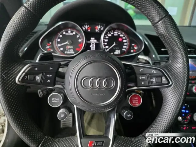 Audi R8 2013 5.2 АКПП, миниатюра 10