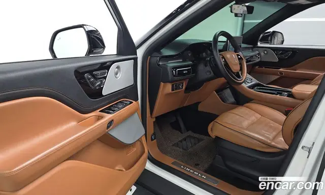 Lincoln Aviator 2023 3.0 АКПП, миниатюра 10 Lincoln Aviator 2023 3.0 АКПП, миниатюра 10