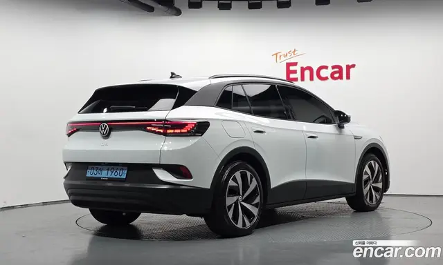 Volkswagen ID.4, 2023, 41 377 км Volkswagen ID.4, 2023, 41 377 км