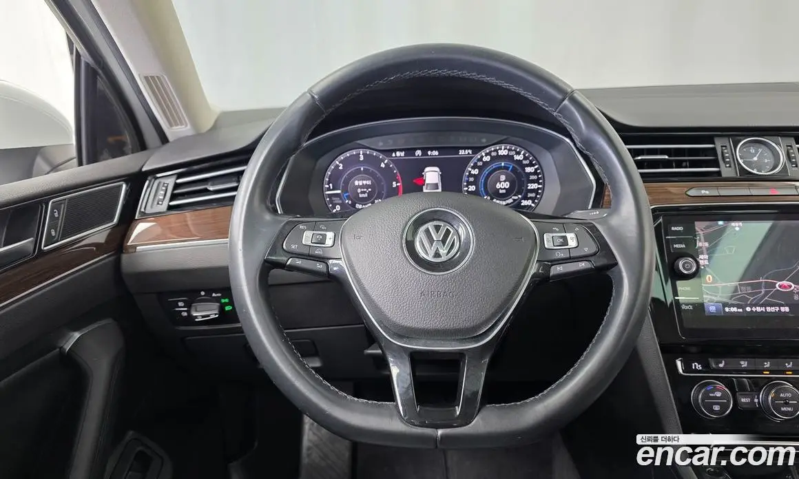 Volkswagen Passat 2018 2.0 АКПП, фото 18 Volkswagen Passat 2018 2.0 АКПП, фото 18