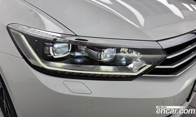 Volkswagen Passat 2018 2.0 АКПП, миниатюра 8 Volkswagen Passat 2018 2.0 АКПП, миниатюра 8