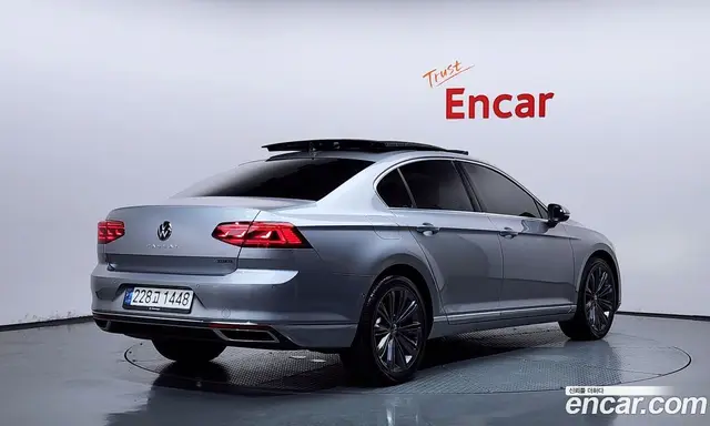 Volkswagen Passat 2022 2.0 АКПП, миниатюра 2 Volkswagen Passat 2022 2.0 АКПП, миниатюра 2