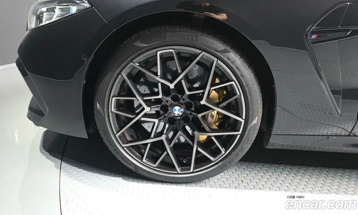 BMW M8 2024 4.4 АКПП, фото 5