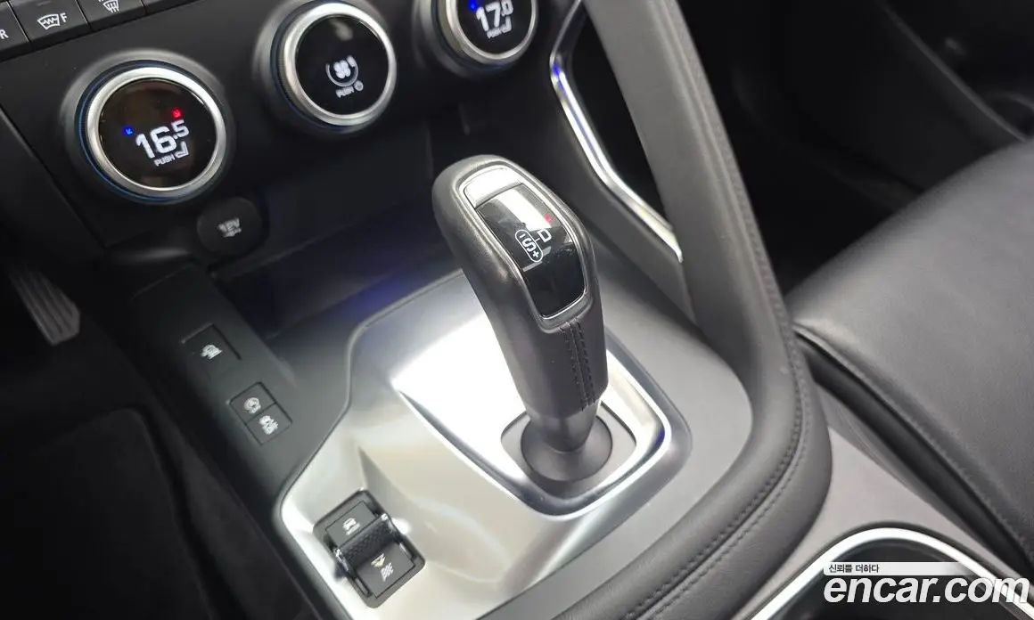 Jaguar E-Pace 2018 2.0 АКПП, фото 12