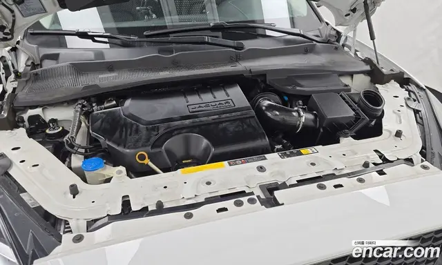 Jaguar E-Pace 2018 2.0 АКПП, миниатюра 6