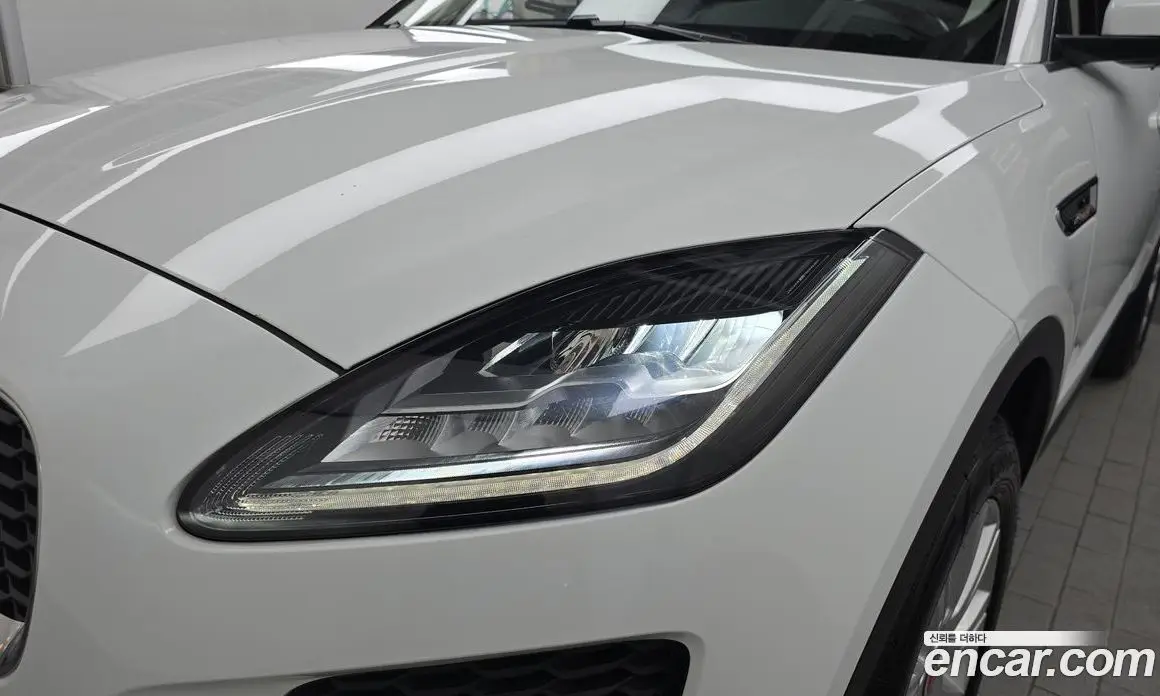 Jaguar E-Pace 2018 2.0 АКПП, фото 8