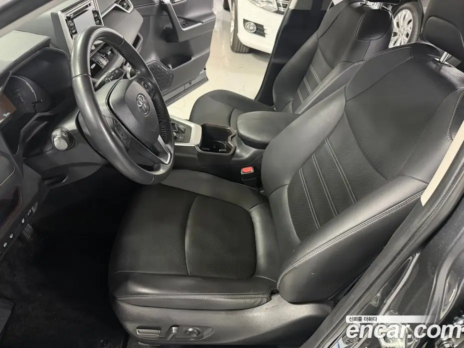 Toyota RAV4 2022 2.5 АКПП, фото 13
