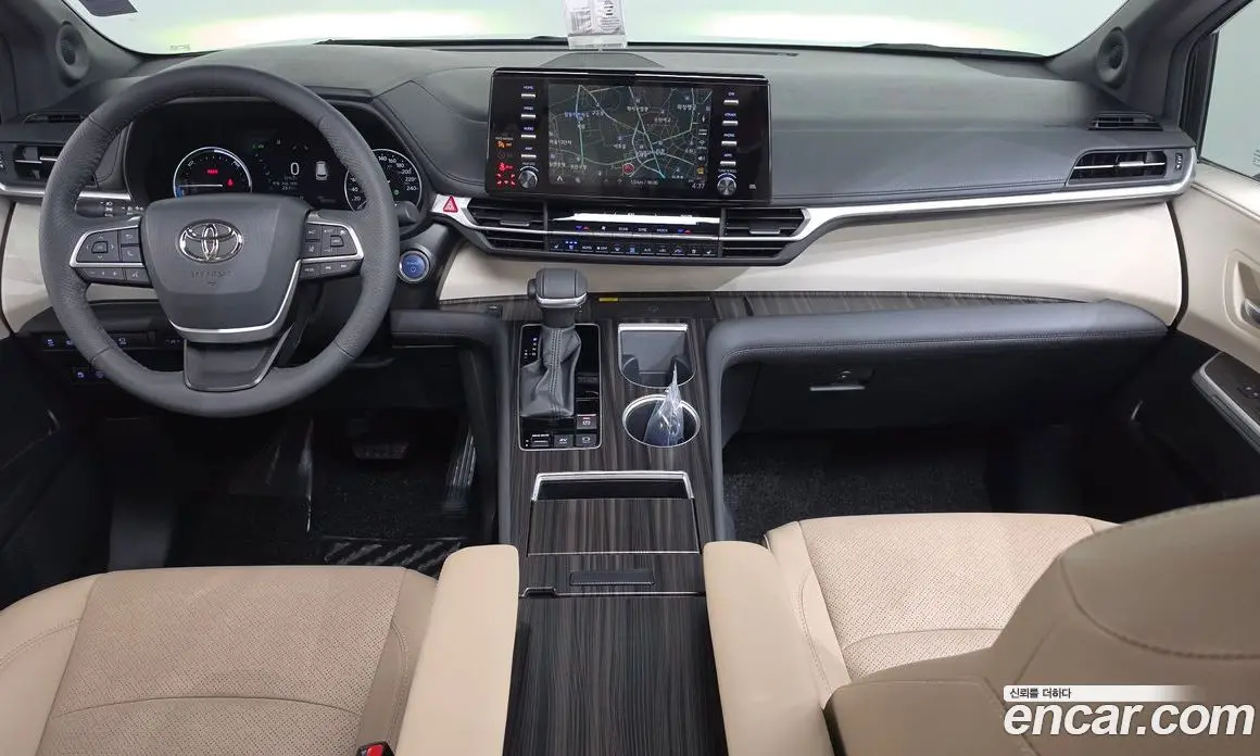 Toyota Sienna 2024 2.5 АКПП, фото 9