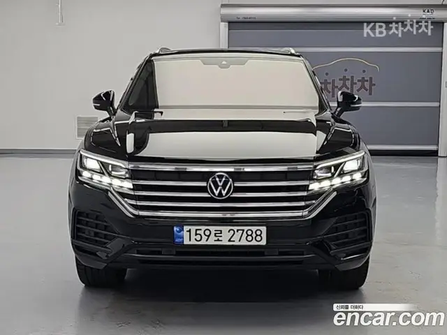 Volkswagen Touareg, 2023, 48 847 км