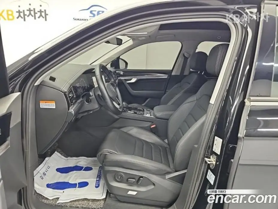 Volkswagen Touareg 2023 3.0 АКПП, фото 11