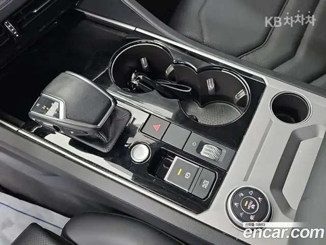 Volkswagen Touareg 2023 3.0 АКПП, миниатюра 8