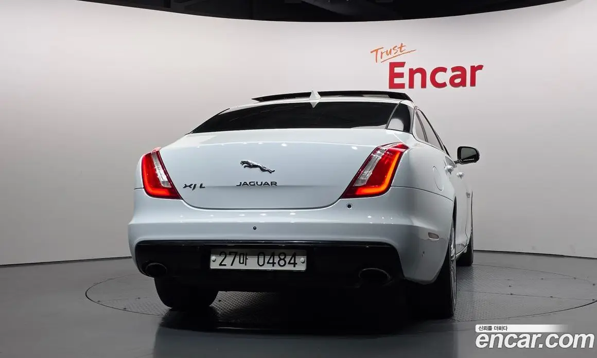 Jaguar XJ 2016 3.0 АКПП, фото 4