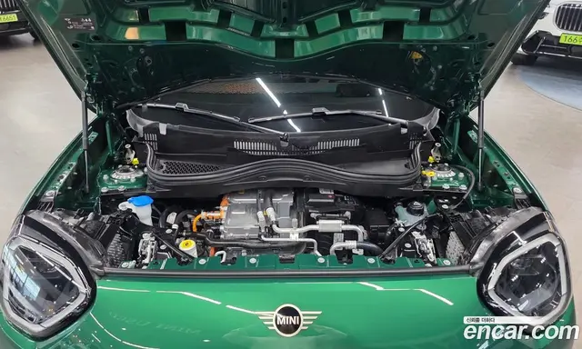 Mini Aceman 2025 0.1 АКПП, миниатюра 6 Mini Aceman 2025 0.1 АКПП, миниатюра 6