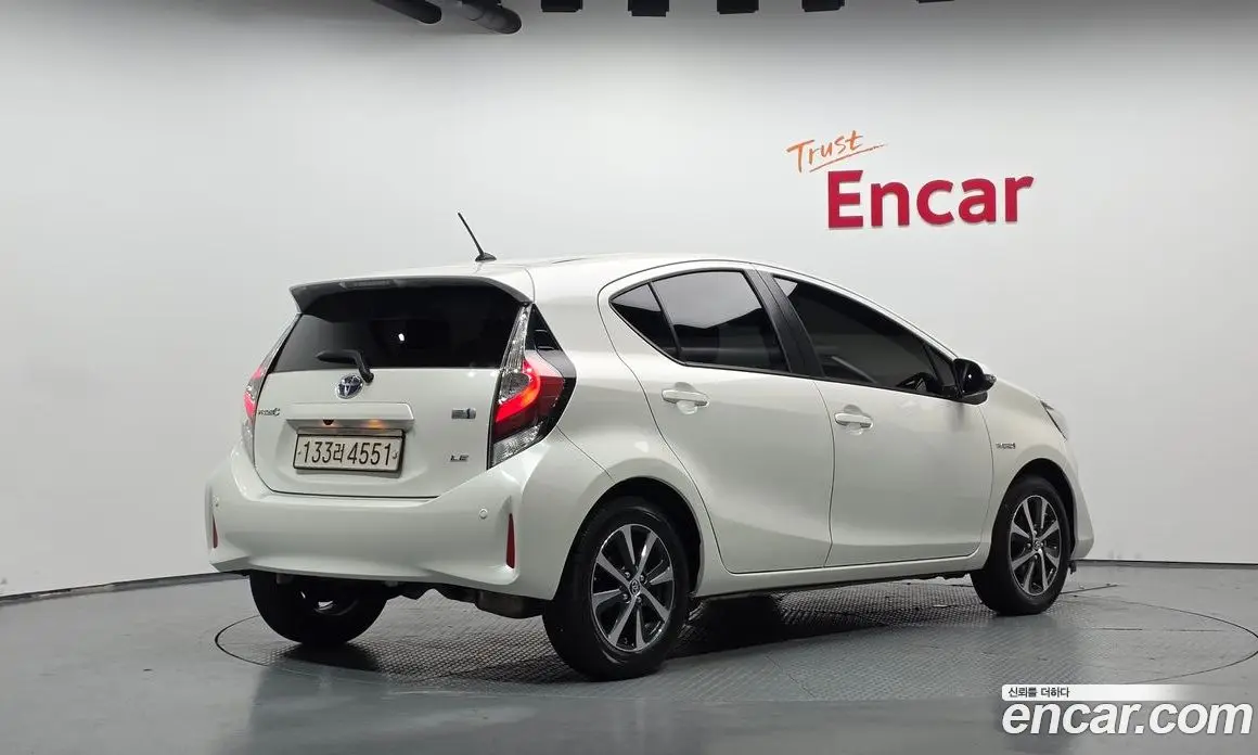 Toyota Prius 2019 1.5 АКПП, фото 1 Toyota Prius 2019 1.5 АКПП, фото 1