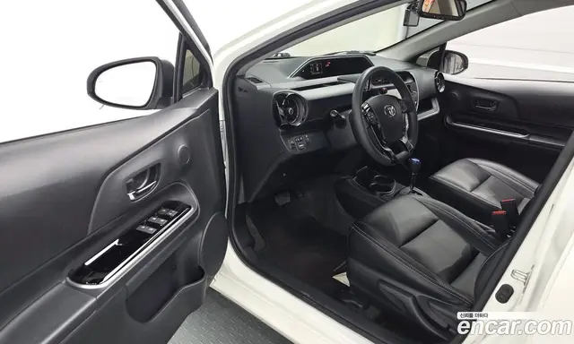 Toyota Prius 2019 1.5 АКПП, миниатюра 12