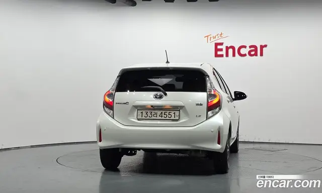 Toyota Prius 2019 1.5 АКПП, миниатюра 3 Toyota Prius 2019 1.5 АКПП, миниатюра 3