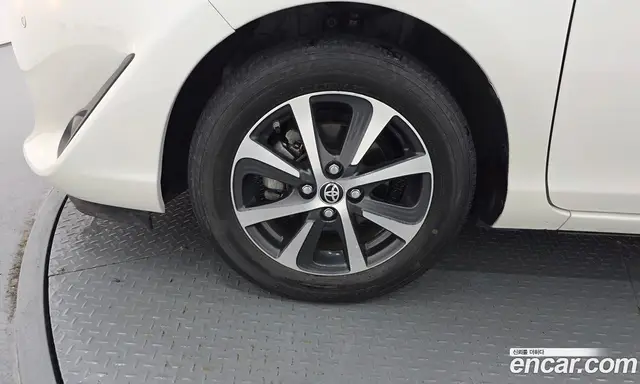 Toyota Prius 2019 1.5 АКПП, миниатюра 4 Toyota Prius 2019 1.5 АКПП, миниатюра 4