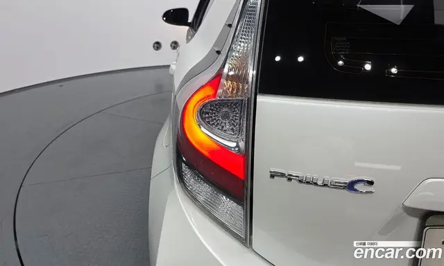 Toyota Prius 2019 1.5 АКПП, миниатюра 8 Toyota Prius 2019 1.5 АКПП, миниатюра 8